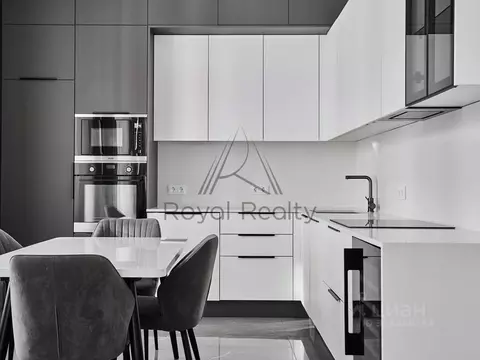 3-к кв. Санкт-Петербург Петровский просп., 28к2 (84.5 м)