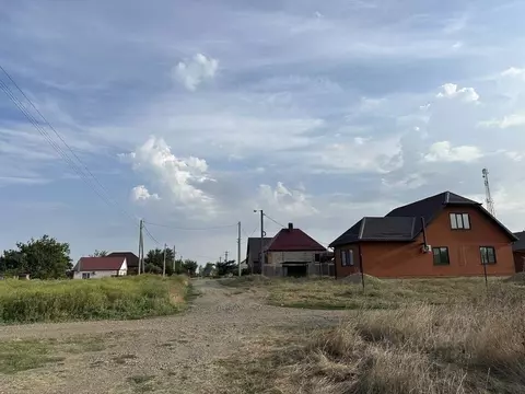 Участок в Краснодарский край, Динской район, Новотитаровское с/пос, ...