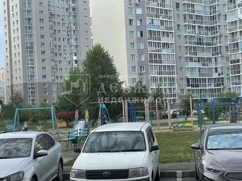 1-к кв. Кемеровская область, Кемерово просп. Шахтеров, 60А (27.7 м)