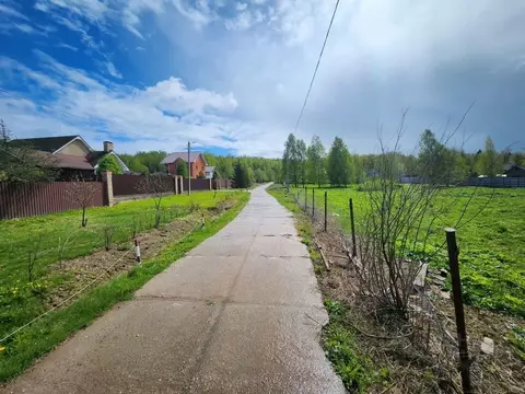 Участок в Московская область, Дмитровский муниципальный округ, с. ...