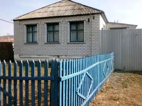 Дом в Белгородская область, Чернянский район, Волоконовское с/пос, с. ...