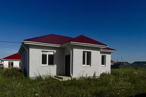 Дом в Свердловская область, Белоярский муниципальный округ, пос. ...