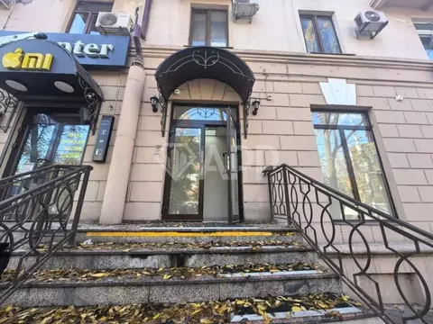 Офис в Краснодарский край, Краснодар Красная ул., 145 (77 м)