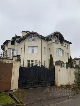 Коттедж в Московская область, Мытищи городской округ, д. Погорелки ул. ...