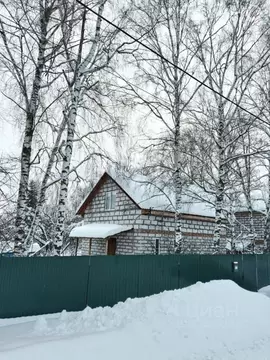 Дом в Пензенская область, Бессоновский район, с. Ухтинка Южная ул., 28 ...