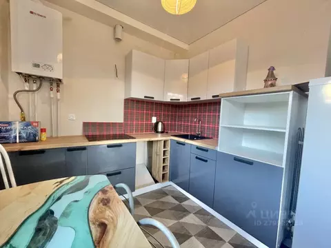 Дом в Адыгея, Тахтамукайский район, Яблоновский пгт Спортивная ул., 9 ...