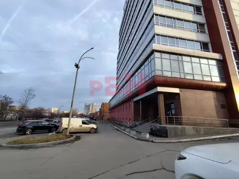 Офис в Свердловская область, Екатеринбург ул. Крестинского, 44 (72 м)