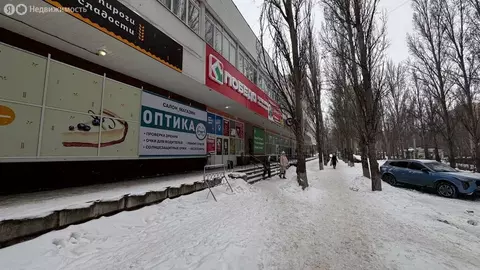 Торговая площадь (77 м)