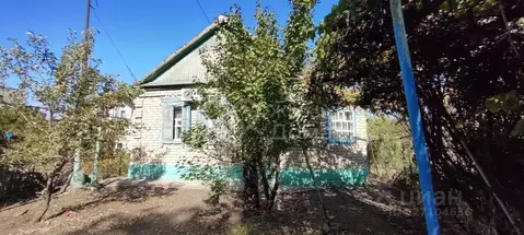 Дом в Волгоградская область, Волгоград пос. Сакко и Ванцетти, ул. ...