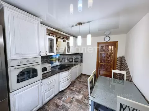 3-к кв. Самарская область, Тольятти 15-й кв-л, бул. Космонавтов, 9А ...