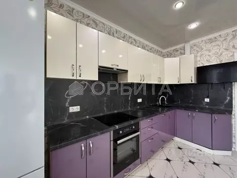 3-к кв. Тюменская область, Тюмень бул. Бориса Щербины, 18 (81.8 м)