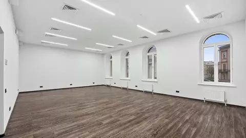 Офис в Санкт-Петербург ул. Жуковского, 63 (476 м)