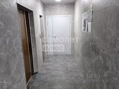 2-к кв. Ханты-Мансийский АО, Нижневартовск ул. Дзержинского, 33 (51.0 ...