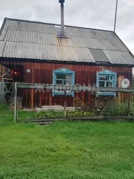 Дом в Алтайский край, Тальменский район, с. Староперуново Озерная ул. ...