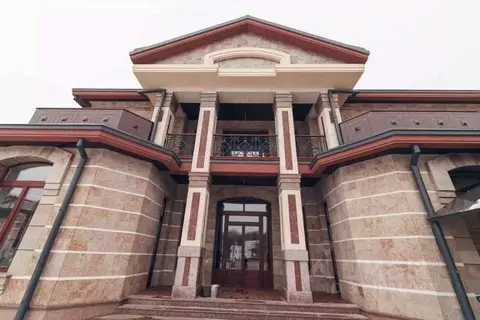 Дом в Москва, Москва, Троицк ул. Южная (967 м)