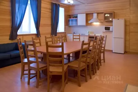 Дом в Ярославская область, Ярославский муниципальный округ, с. Устье ...