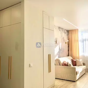 Студия Тюменская область, Тюмень ул. Первооткрывателей, 14 (26.0 м)