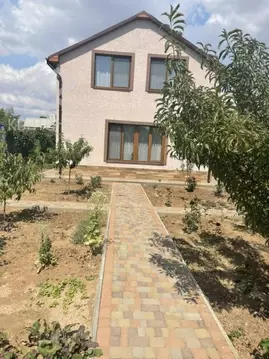 Коттедж в Крым, Сакский район, Уютненское с/пос, Орбита СПК ул. ...