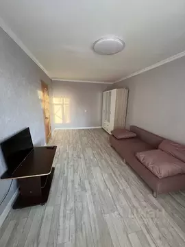 1-к кв. Курганская область, Курган Заозерный жилрайон, 2-й мкр, 7 ...