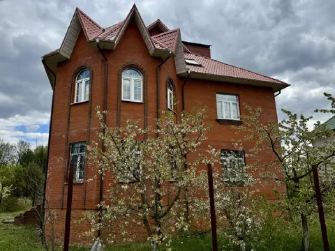 Продается дом в пос. Красная Горка