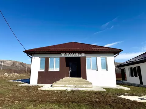 Дом в Крым, Симферопольский район, Добровское с/пос ул. Казанская (115 ...