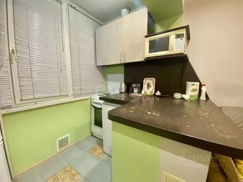 Студия Тюменская область, Тюмень ул. Мельникайте, 113 (13.3 м)