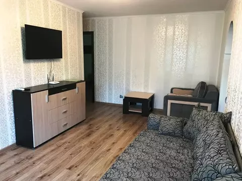 3-к кв. Крым, Симферополь просп. Кирова, 14 (60.0 м)