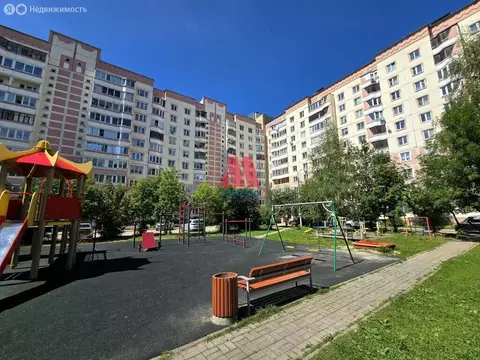 2-комнатная квартира: Красный Бор, Мирная улица, 1 (61 м)