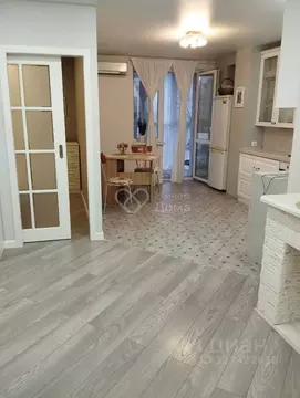 1-к кв. Волгоградская область, Волгоград ул. 8-й Воздушной Армии, 14 ...