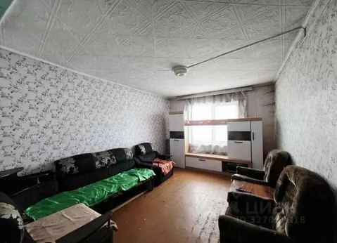 Дом в Пермский край, Александровск Яйва пгт, ул. Демьяна Бедного, 57 ...