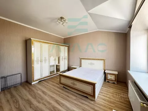 1-к кв. Крым, Симферополь ул. Аэрофлотская, 5А (55.0 м)