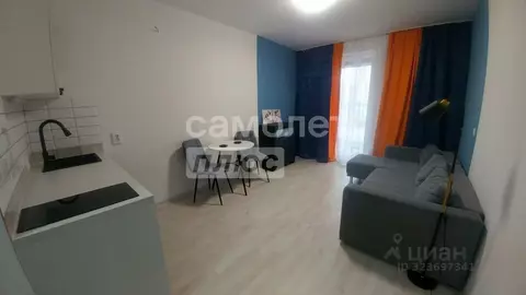 Студия Свердловская область, Екатеринбург ул. Солнечная, 33А (23.0 м)