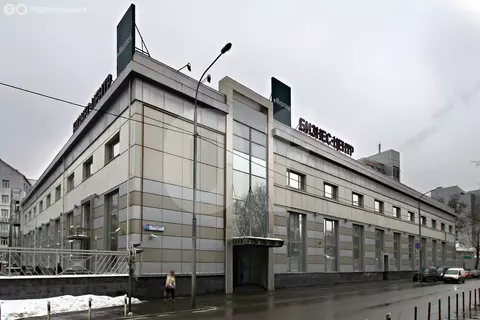 Офис (555 м)