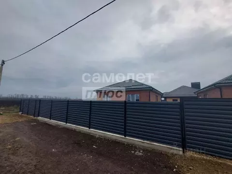 Дом в Краснодарский край, Кореновск Красная ул. (120 м)