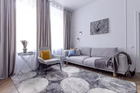 2-к кв. Санкт-Петербург Саперный пер., 6 (73.0 м)