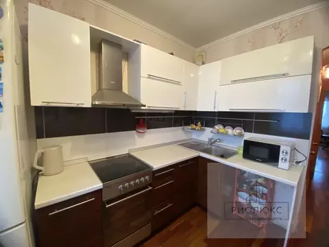 3-к кв. Челябинская область, Челябинск Двинская ул., 19 (73.0 м)