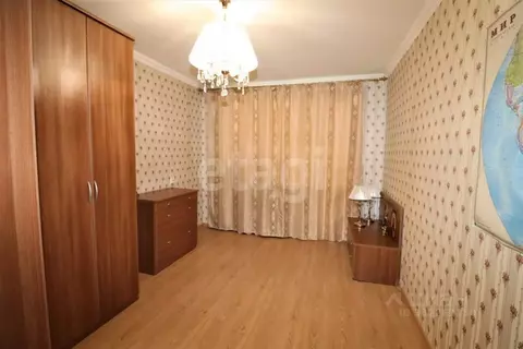 3-к кв. Тюменская область, Тюмень ул. Александра Логунова, 12 (68.4 м)