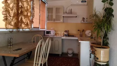 Дом в Крым, Евпатория ул. Пролетарская, 17 (300 м)