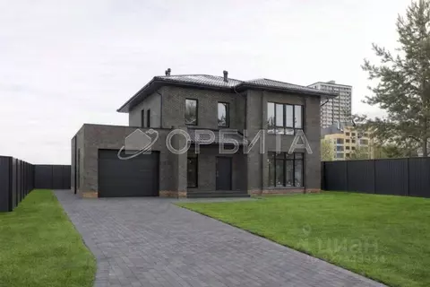 Дом в Тюменская область, Тюмень пер. Поселковый, 4 (296 м)