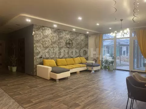 Дом в Алтайский край, Барнаул ул. Анисовая (105 м)