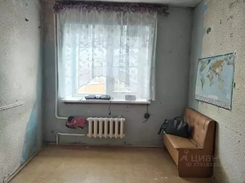 Комната Калужская область, Калуга ул. Кутузова, 31к2 (12.6 м)