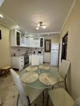 3-к кв. Краснодарский край, Сочи Центральный мкр, ул. Первомайская, 19 ...