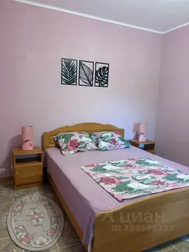 Дом в Крым, Черноморское пгт ул. Морская, 6 (50 м)