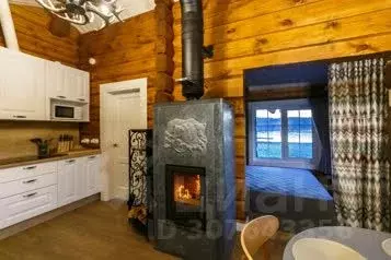 Дом в Ленинградская область, Лодейнопольский район, Янегское с/пос, ...