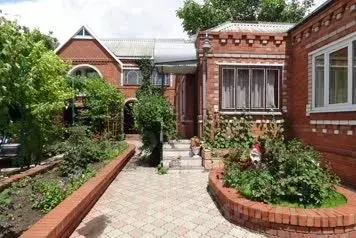 Дом в Краснодарский край, Ейский район, Должанская ст-ца Крутой пер., ...