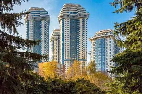 Гараж в Москва Мосфильмовская ул., 70к1 (15 м)