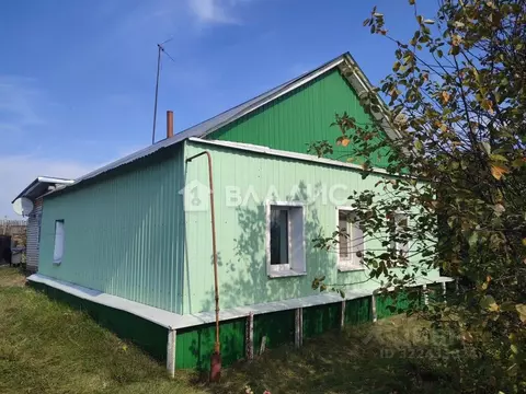 Дом в Пензенская область, Пензенский район, Богословский сельсовет, с. ...