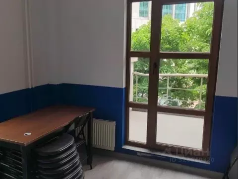 Офис в Москва Космодамианская наб., 52С10 (266 м)