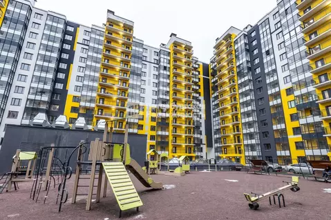 2-к кв. Санкт-Петербург пос. Шушары, ул. Окуловская, 13 (59.8 м)