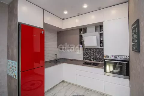 2-к кв. Тюменская область, Тюмень проезд Ледниковый, 1 (75.6 м)